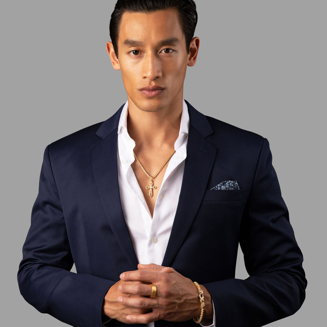 How to Measure Your Neck for the Perfect Chain Length, Width, and Karat