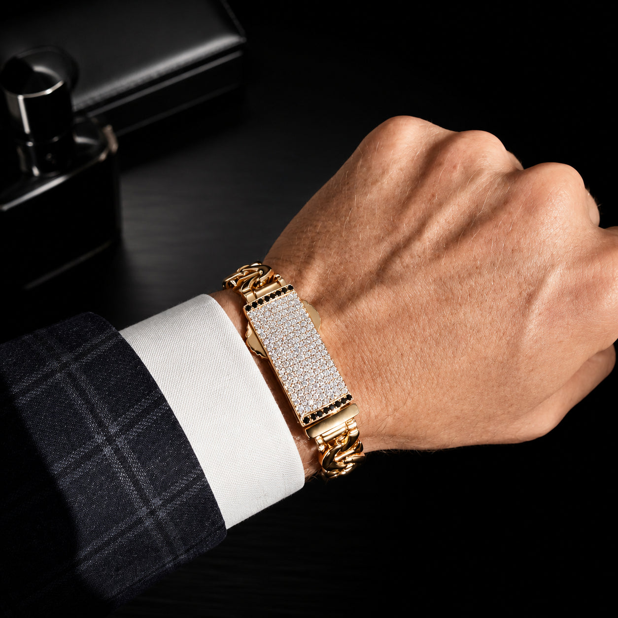 ANCHOR, 15mm Gold Bracelet