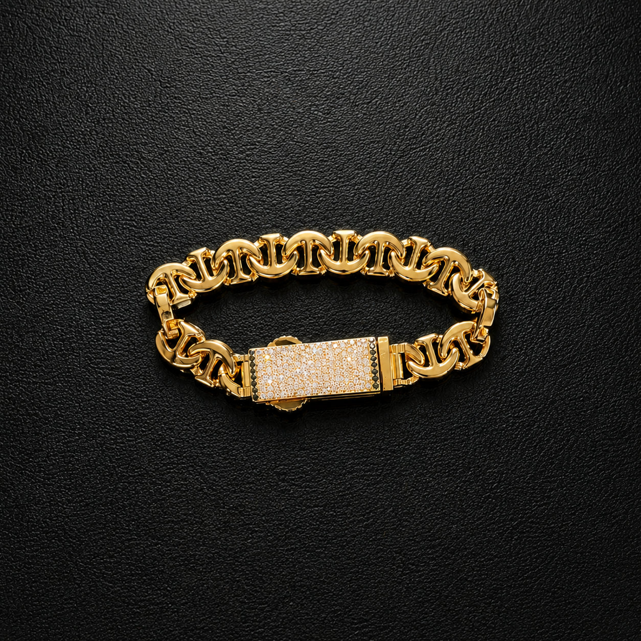 ANCHOR, 15mm Gold Bracelet