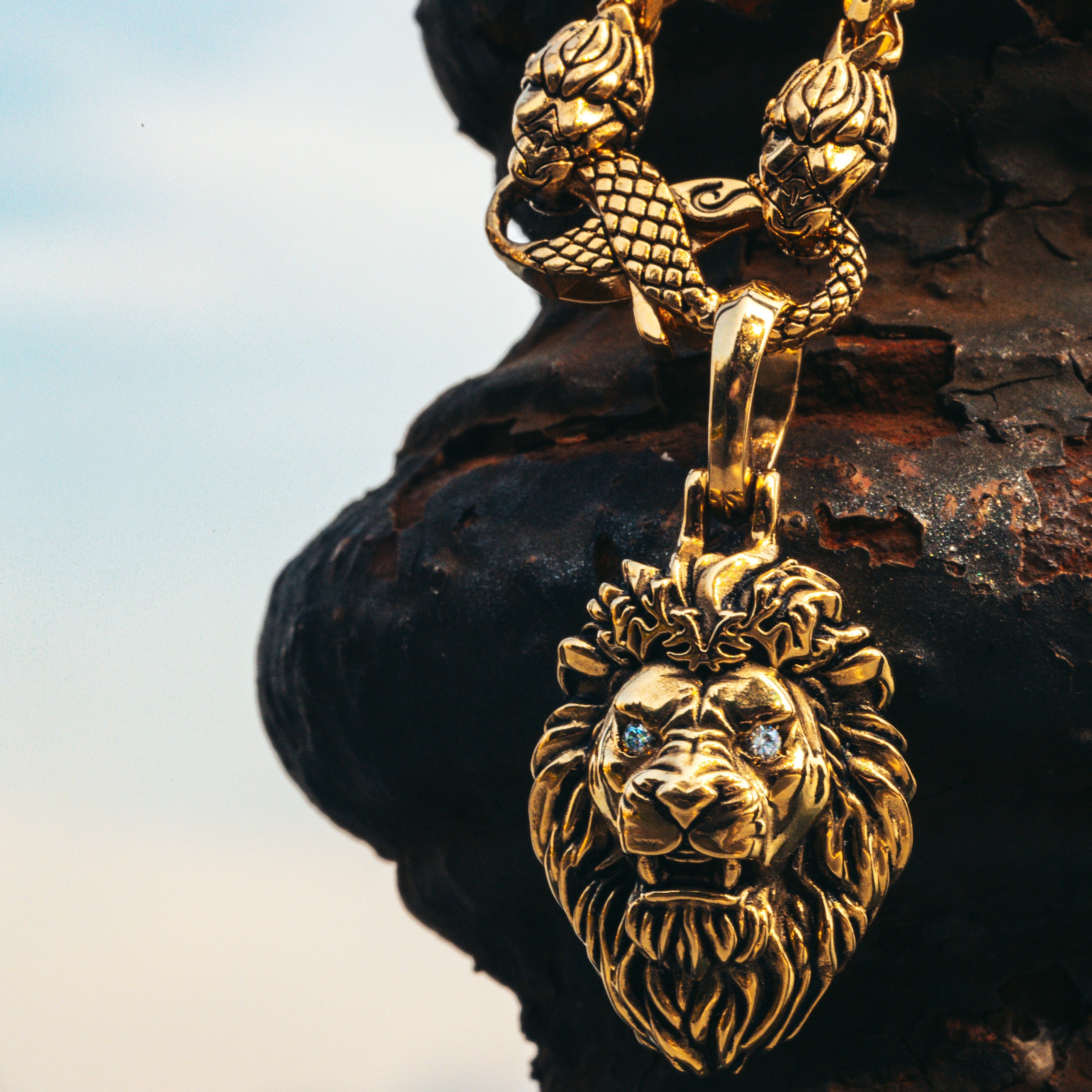 Reign, Gold Lion Head Pendant with Diamonds
