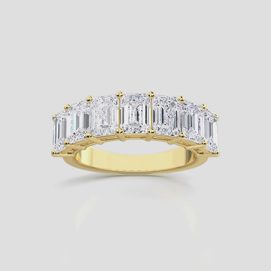 EMERALD CUT 7-STONE RING