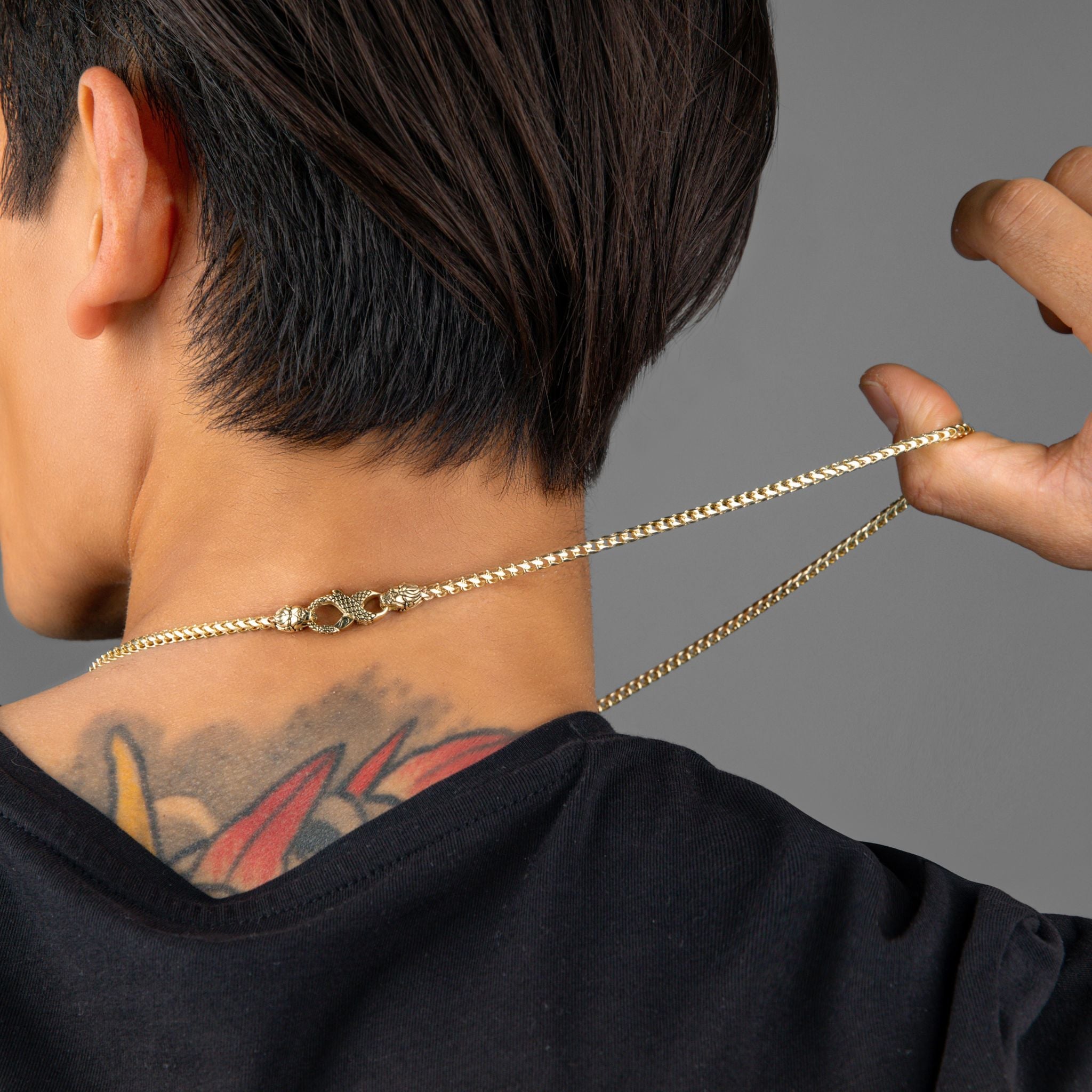 Mens 18k gold chain with pendant hot sale